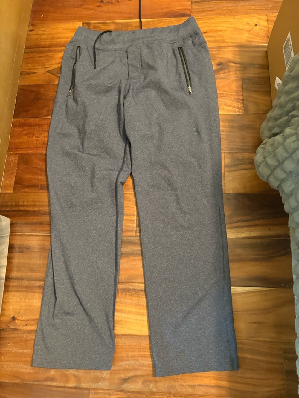 Lululemon Men’s Heathered Gray Jogger Pants L Athletic‎ Lounge Training (0778)